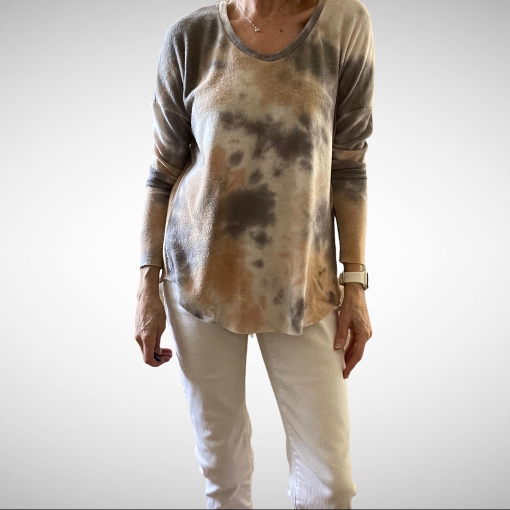 Made in Canada Antistar Tie Dye V-Neck Top S